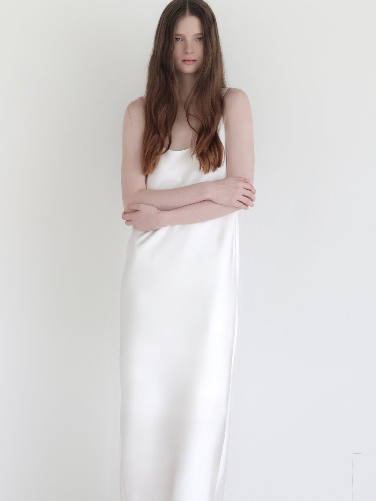 【NOWNS】Lulà | Satin slip dress