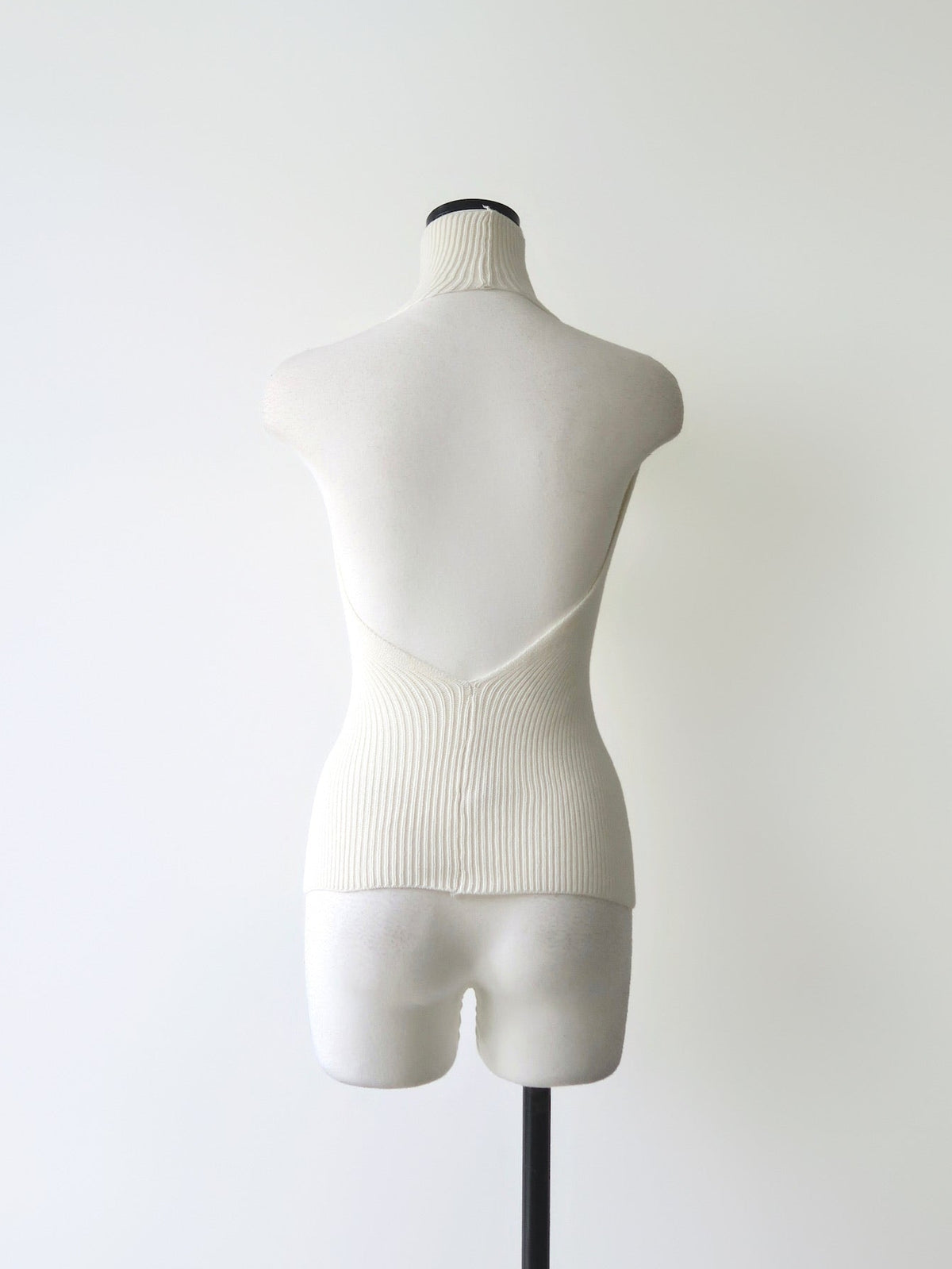 halter neck knit top