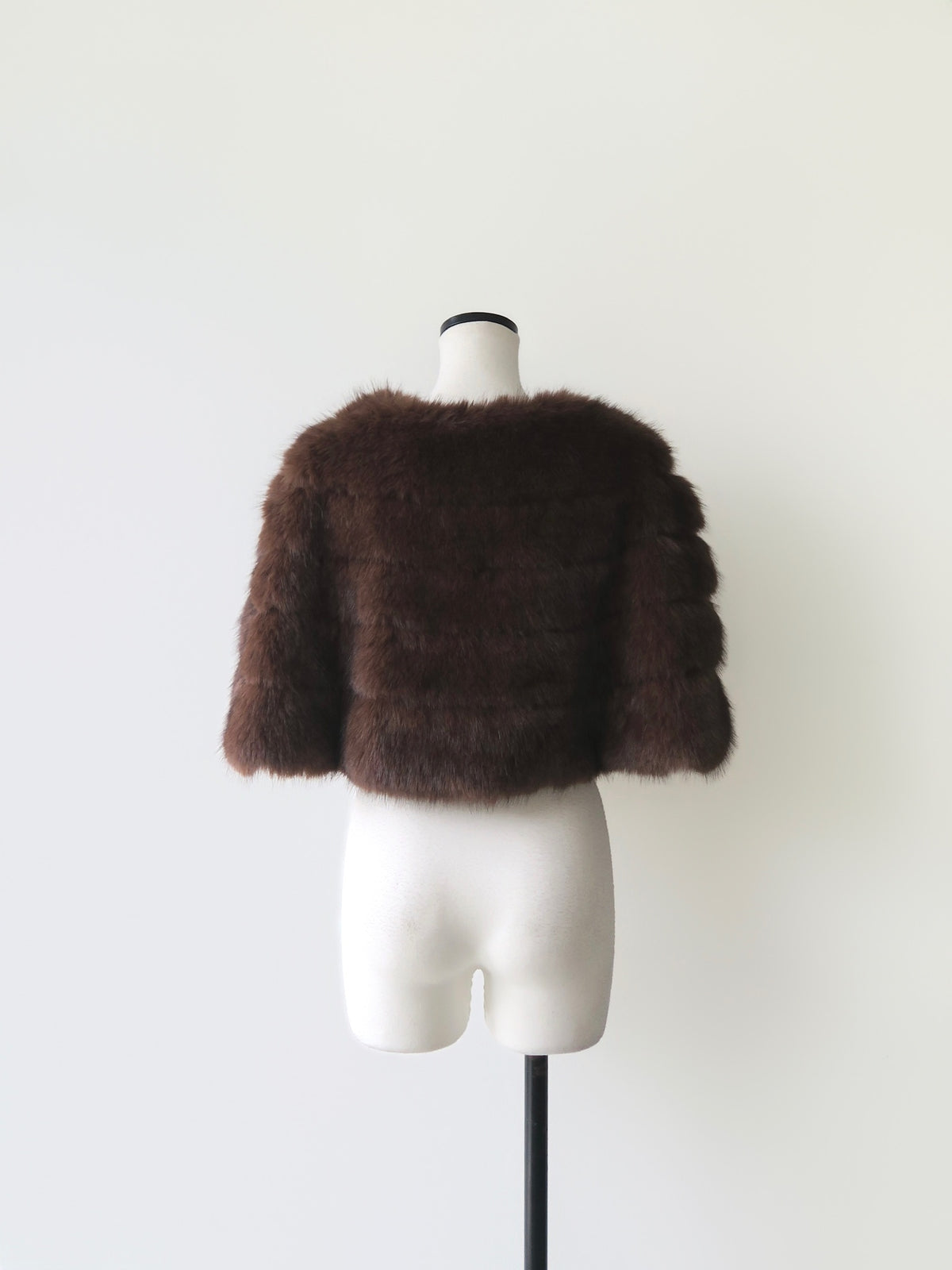 【célon】fur cropped cape