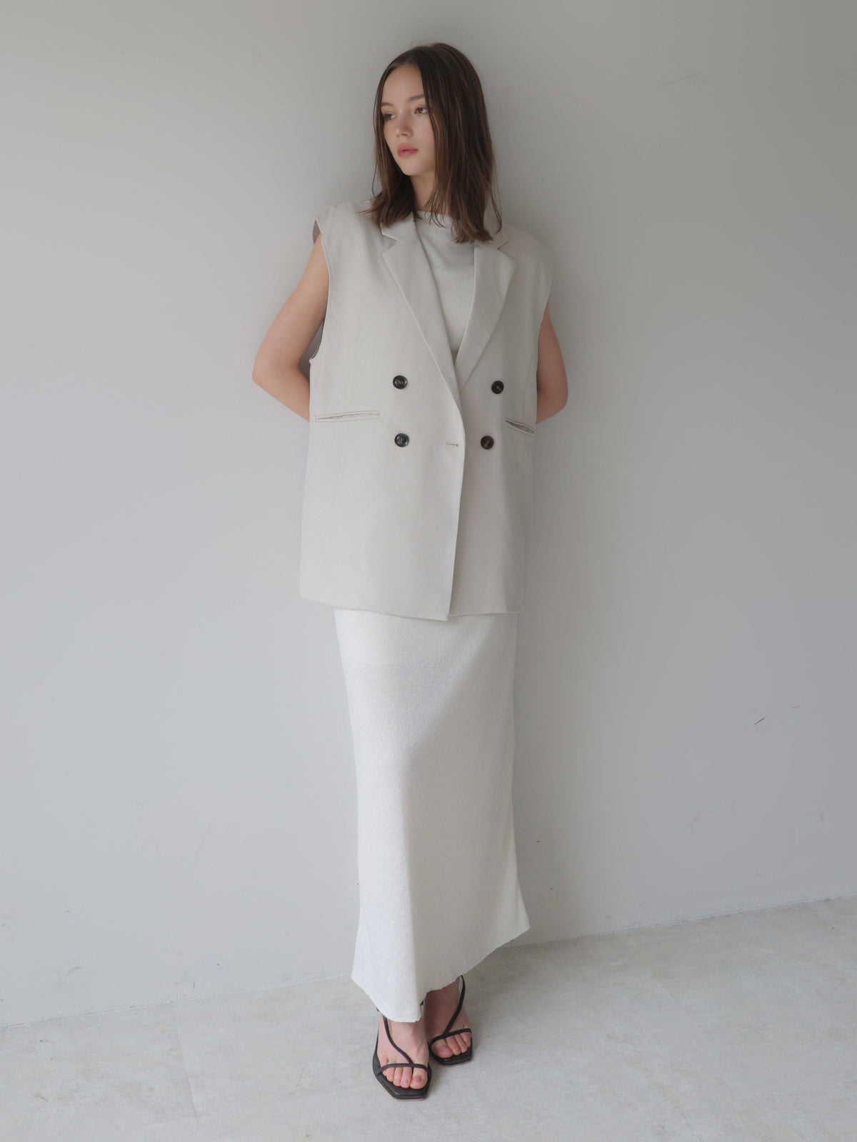 [ SAMPLE SALE ] long tailored gilet