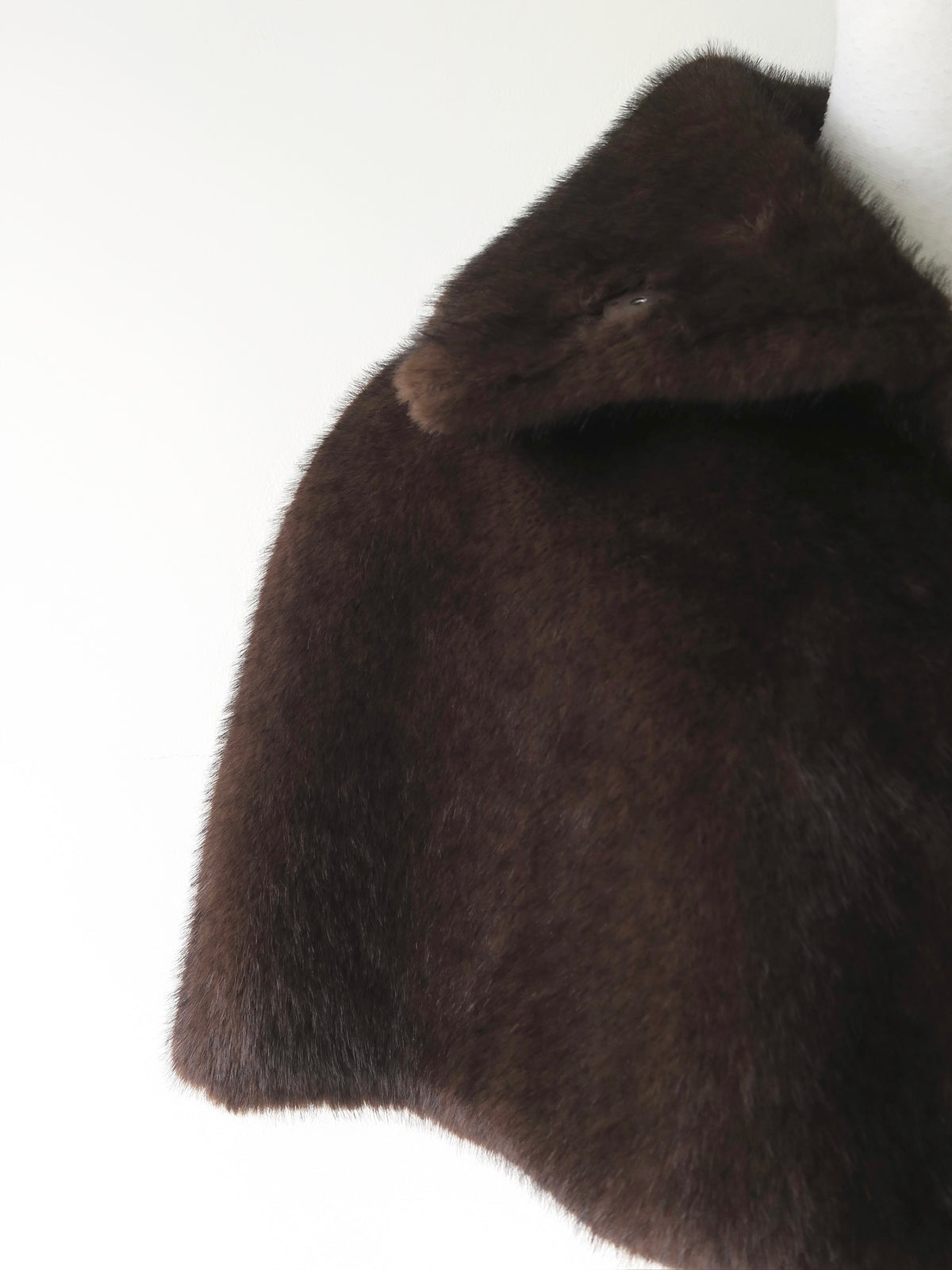 【célon】Collared Fur Cape