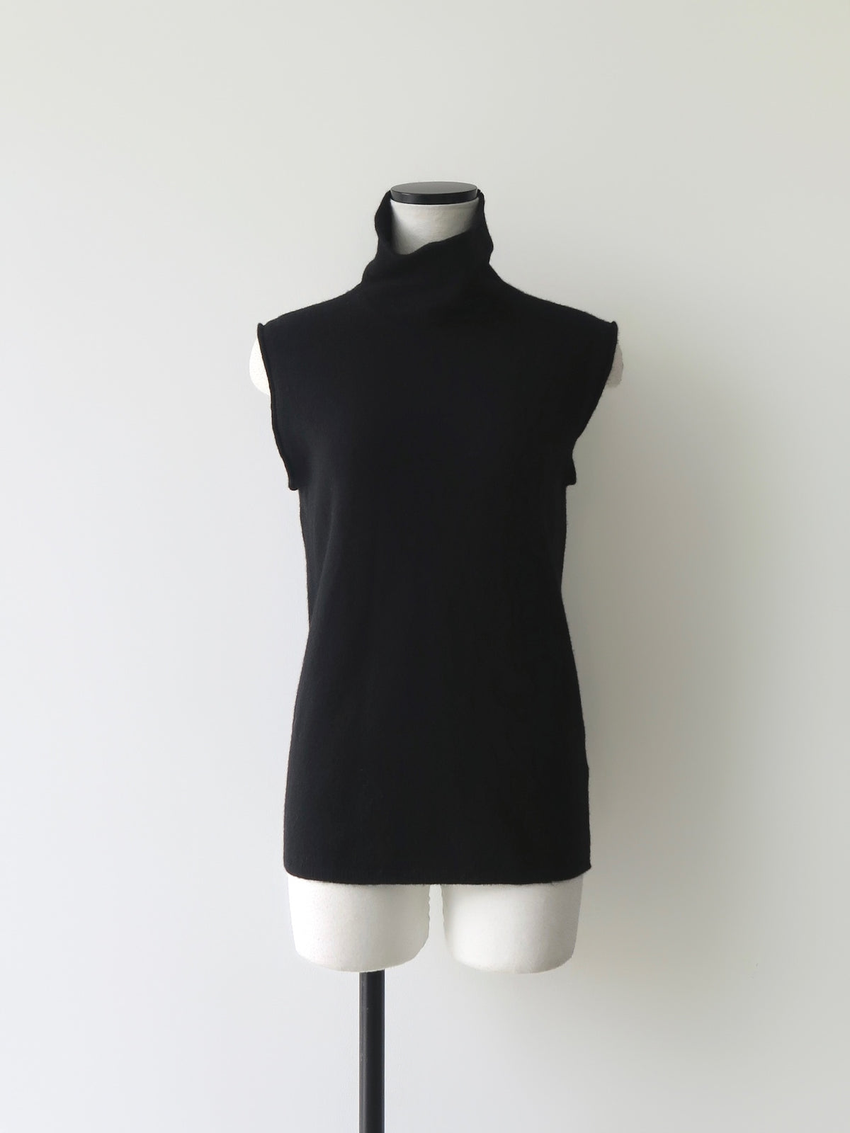 【célon】cashmere sleeveless knit