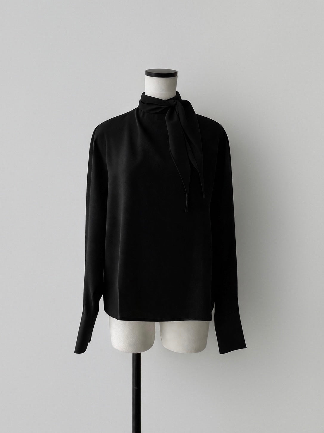 【NOWNS】Emma | Tie blouse