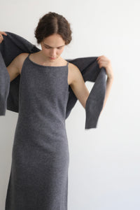 wool v-neck knit