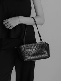 leather thin strap bag
