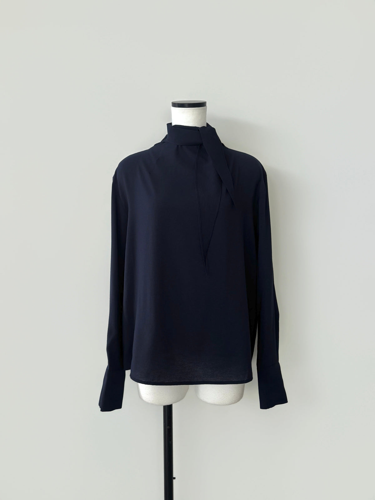 【NOWNS】Emma | Tie blouse