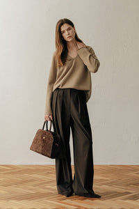 【ELBORN】Rona Wool V-neck Knit Top