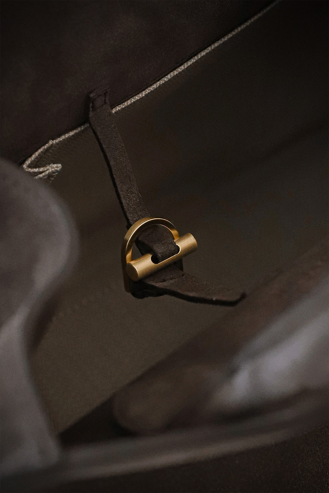 【ELBORN】Momet Suede Tote Bag