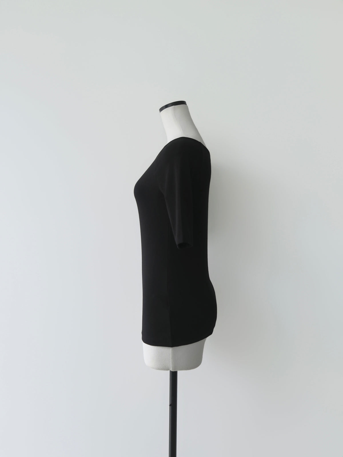 【NOWNS】Lyse | Half sleeve tee