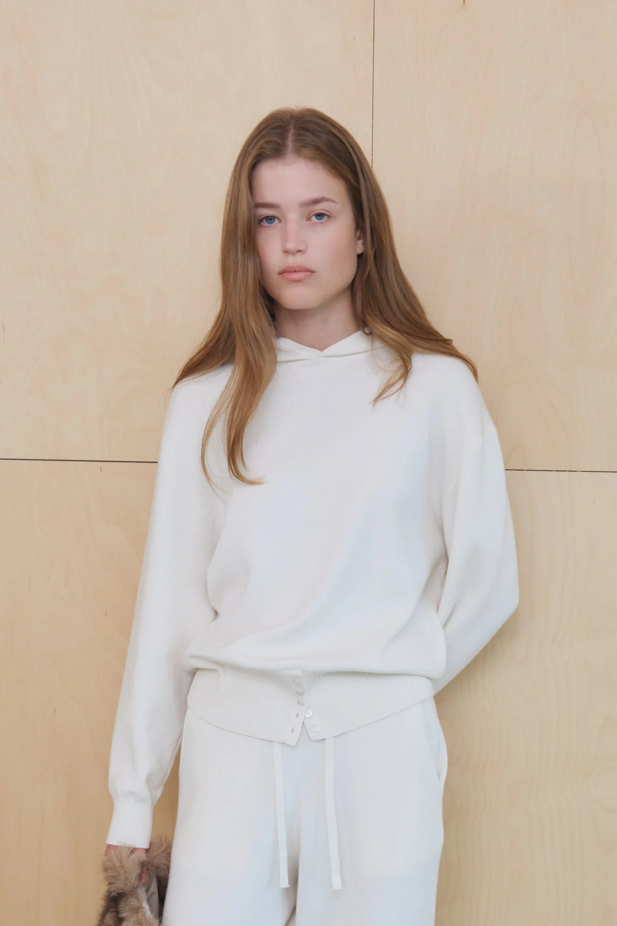 【KUMÉ】Wool Blend Buttoned Hem Hoodie