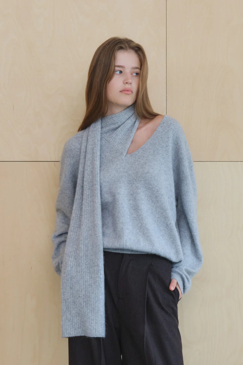 【KUMÉ】Raccoon Blend Muffler Knit Sweater